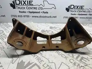 Used Engine Mount (Stock #CUM-3897-ENGMNT)) Part Image