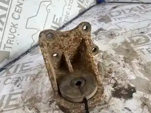 Used Engine Mount (Stock #GMC95-4966-RENGMNT/)) Part Image