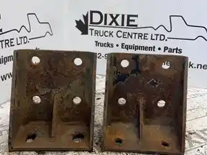 Used Engine Mount (Stock #INT90-2135-ENGMNT)) Part Image