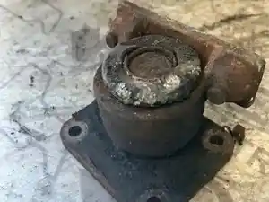 Used Engine Mount (Stock #INT06-1630-ENGMNT/D)) Part Image