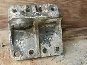 Used Engine Mount Image