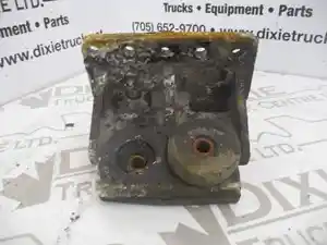Used Engine Mount (Stock #2413)) Part Image