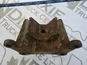 Used Engine Mount (Stock #INT09-4530-ENGMNT)) Part Image