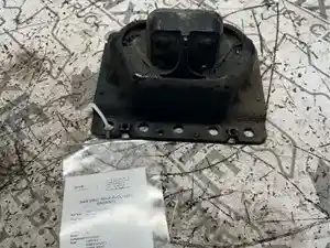 Used Engine Mount (Stock #VOL-4284-ENGMNT)) Part Image