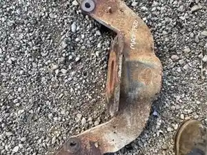 Used Engine Mount (Stock #MAC11-3920-FRNTENGM)) Part Image