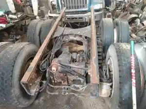 Used Mack CRD202 Axle, Complete Rear (Stock #MAC99-1750-TNDM)) Part Image
