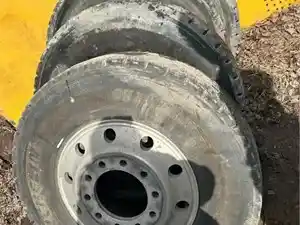 Used Wheel (Stock #3699)) Part Image
