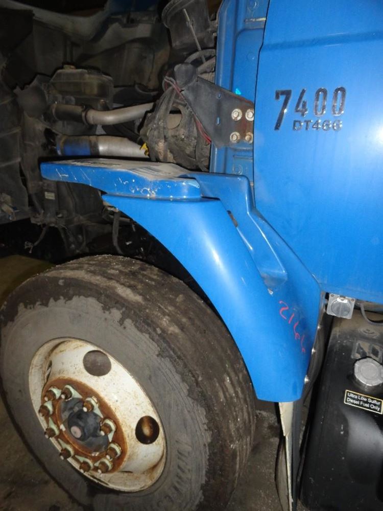 Used 2002 INTERNATIONAL 7400 Fender Extension for sale Des Moines