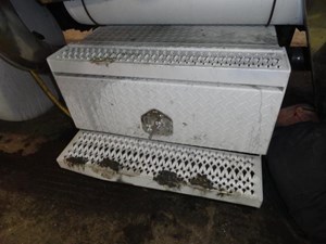 Used 2007 PETERBILT 379 Tool Box (Stock #21492)) Part Image