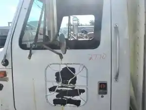 Used 1990 INTERNATIONAL 4600 LP Door (Stock #29193)) Part Image