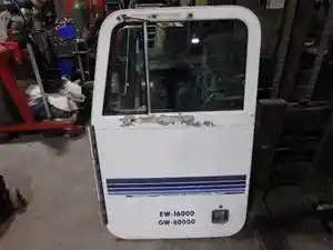 Used 1990 PETERBILT 377 Door (Stock #31060)) Part Image