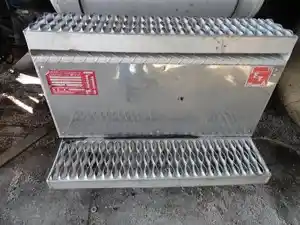 Used 1993 PETERBILT 379 Battery Box (Stock #17039)) Part Image