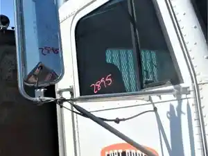 Used 1996 FREIGHTLINER FLD112SD Mirror (Stock #30537)) Part Image
