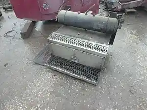 Used 1996 PETERBILT 379 Tool Box (Stock #35913)) Part Image