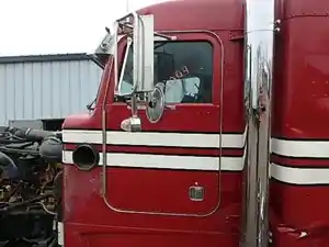 Used 1997 PETERBILT 379 Door (Stock #32639)) Part Image