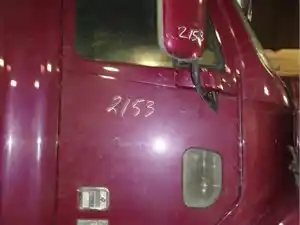 Used 1998 FREIGHTLINER CENTURY CLASS 120 Door (Stock #19801)) Part Image