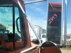 Used 1998 INTERNATIONAL 4700 Mirror (Stock #30016)) Part Image