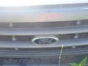 Used 1999 FORD F-350 SUPERDUTY XL Grille (Stock #30083)) Part Image