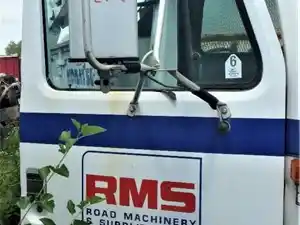 Used 1999 INTERNATIONAL 4700 Door (Stock #30175)) Part Image