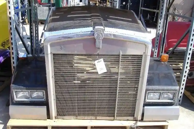 New and Used Kenworth W900 Grilles For Sale | TPI