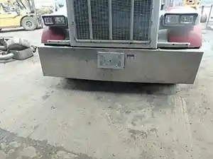 Used 2000 PETERBILT 379 Bumper (Stock #35886)) Part Image