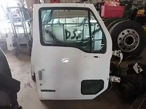 Used 2000 STERLING L9500 SERIES Door (Stock #35431)) Part Image
