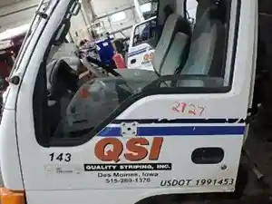 Used 2003 ISUZU NPR Door (Stock #26979)) Part Image