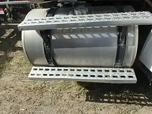 Used 2003 STERLING L9500 SERIES Fuel Tank (Stock #27807)) Part Image