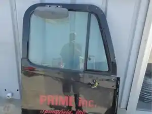 Used 2004 FREIGHTLINER CENTURY CLASS 120 Door (Stock #20822)) Part Image