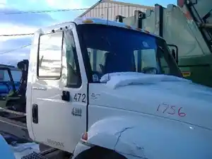 Used 2005 INTERNATIONAL 4300 LP Cab (Stock #13129)) Part Image