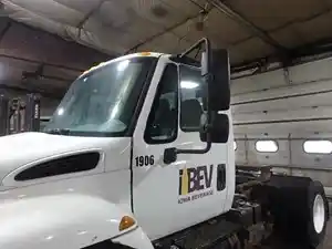Used 2005 INTERNATIONAL 4400 Door (Stock #36157)) Part Image