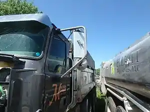 Used 2005 MACK CHN613 Mirror (Stock #31663)) Part Image