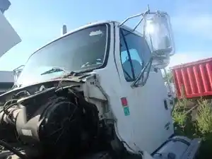 Used 2005 STERLING L9500 SERIES Cab (Stock #29110)) Part Image