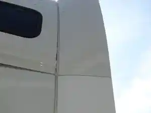Used 2005 VOLVO VNL 780 Sleeper Fairing (Stock #17630)) Part Image