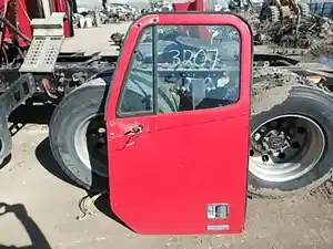 Used 2006 FREIGHTLINER CENTURY CLASS 120 Door (Stock #36369)) Part Image