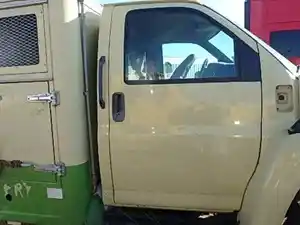 Used 2006 GMC C6500 Cab (Stock #27838)) Part Image