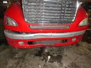 Used 2007 FREIGHTLINER COLUMBIA 112 Bumper Image