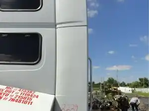 Used 2007 VOLVO VNL 780 Sleeper Fairing (Stock #20959)) Part Image