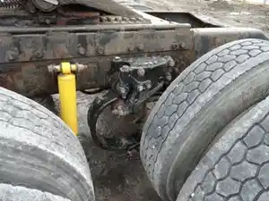 Used 2008 EATON DSP40 Axle, Complete Rear (Stock #23704)) Part Image