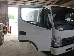 Used 2010 MITSUBISHI FUSO FE140 Door (Stock #36491)) Part Image