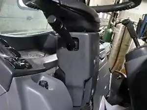 Used 2011 ISUZU NPR Steering Column (Stock #25860)) Part Image