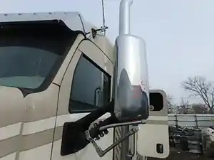 Used 2015 PETERBILT 579 Mirror Image