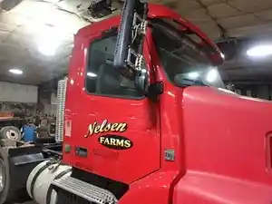 Used 2015 VOLVO VNM Cab (Stock #36081)) Part Image