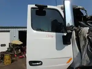 Used 2016 PETERBILT 579 Door (Stock #32844)) Part Image