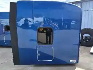 Used 2020 PETERBILT 579 Sleeper (Stock #34106)) Part Image