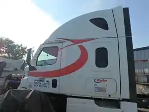 Used 2022 FREIGHTLINER CASCADIA Cab (Stock #34454)) Part Image
