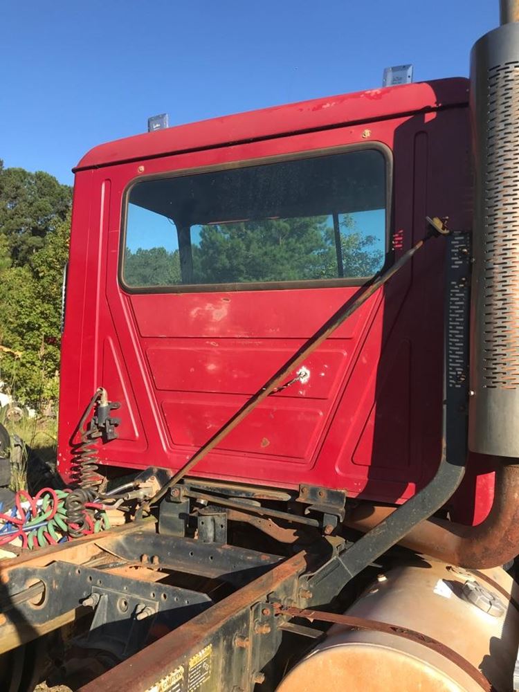 1993 MACK CH613 (Stock 534) Cabs TPI