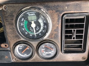 Used 1996 FREIGHTLINER FLD112SD Instrument Cluster (Stock #1259)) Part Image