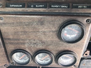 Used 1996 FREIGHTLINER FLD112SD Instrument Cluster (Stock #1260)) Part Image