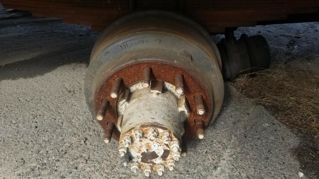 1999 GMC Other (Stock 2642) Wheel Ends, Spokes, and Hubs TPI